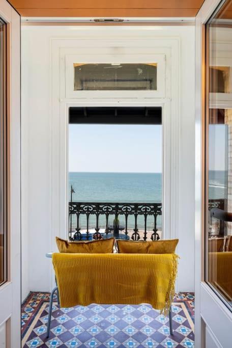 Stylish Beachfront Apartment, Sweeping Ocean Views And Luxury Touches 荷尼湾 外观 照片